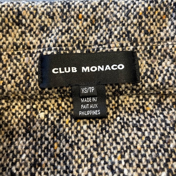 Club Monaco Cropped Blazer, like new condition, Size: XS - Picture 6 of 9